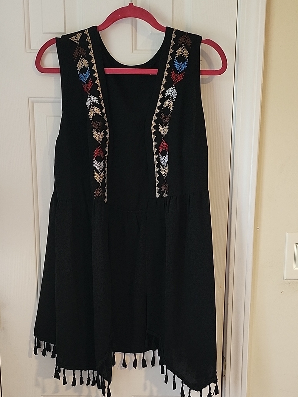 Black Embroidered Tassel Sleeveless Vest - Boho Chic